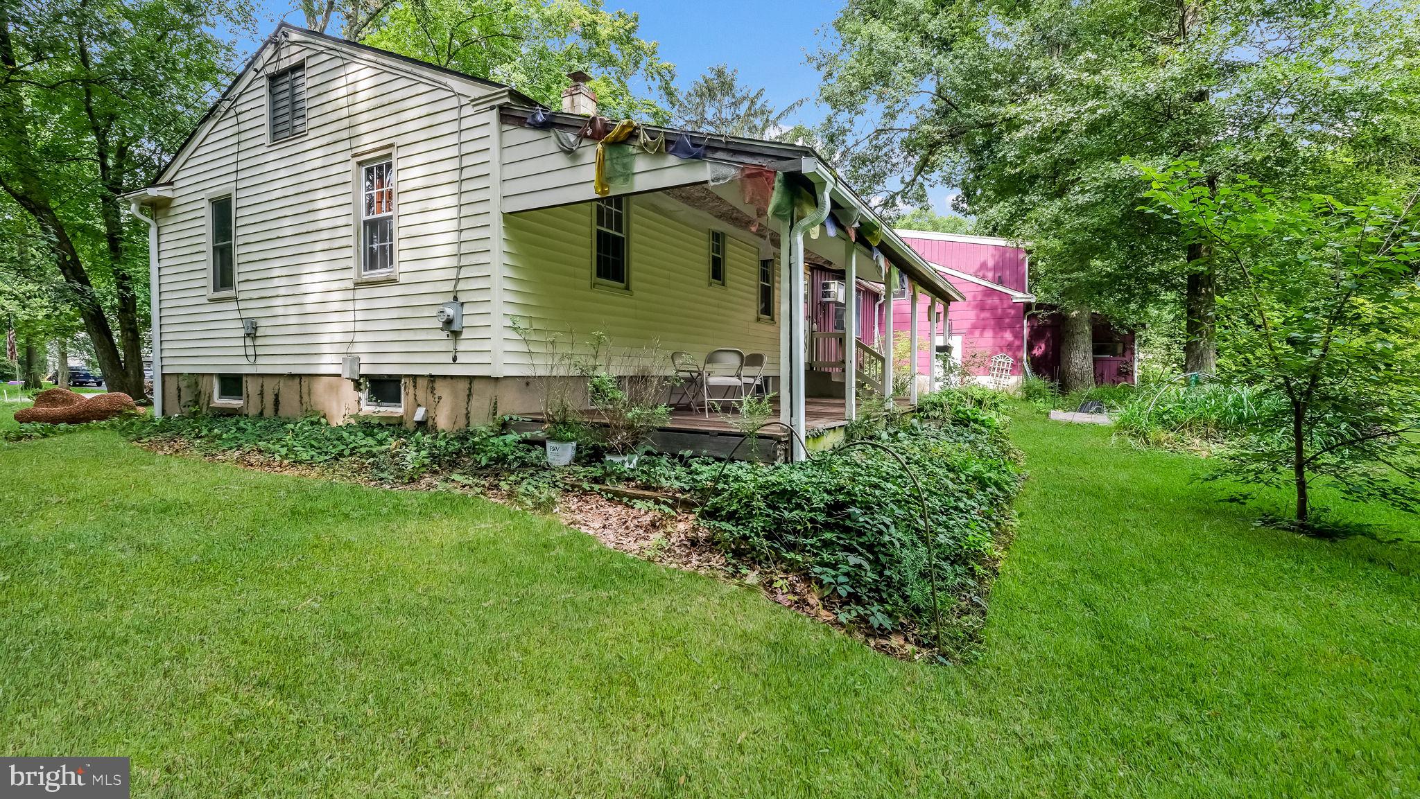 2129 Herblew Rd