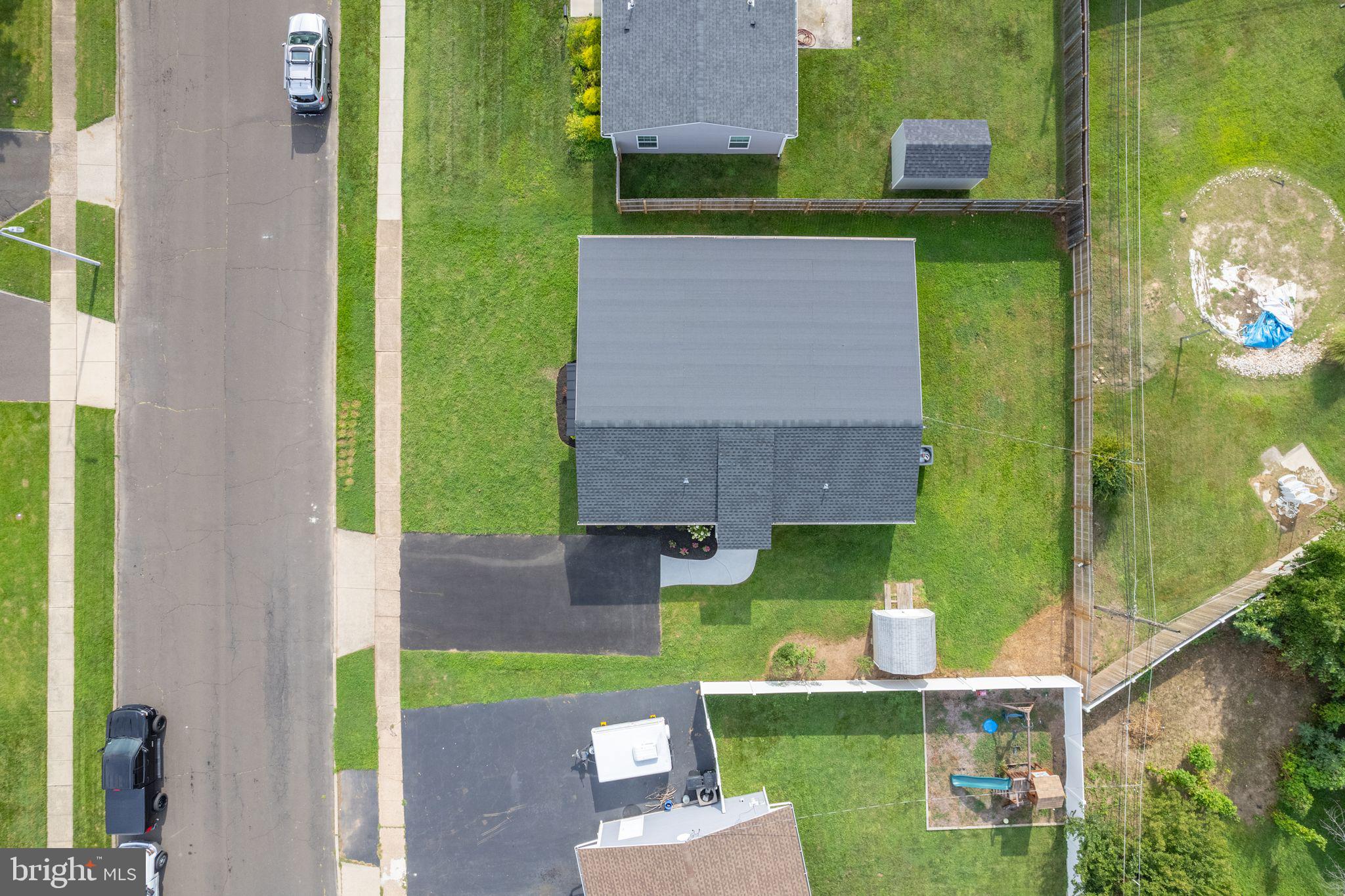 279 Willow Dr