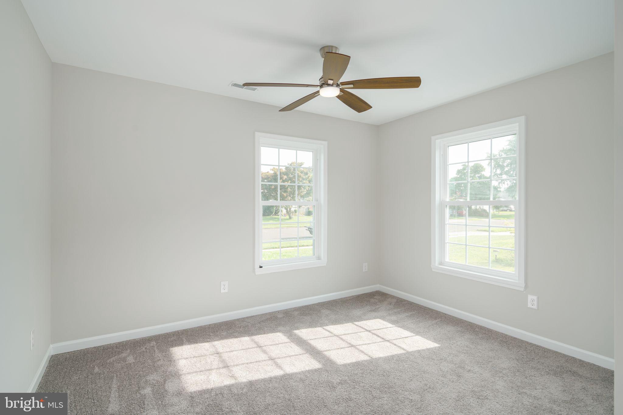 279 Willow Dr