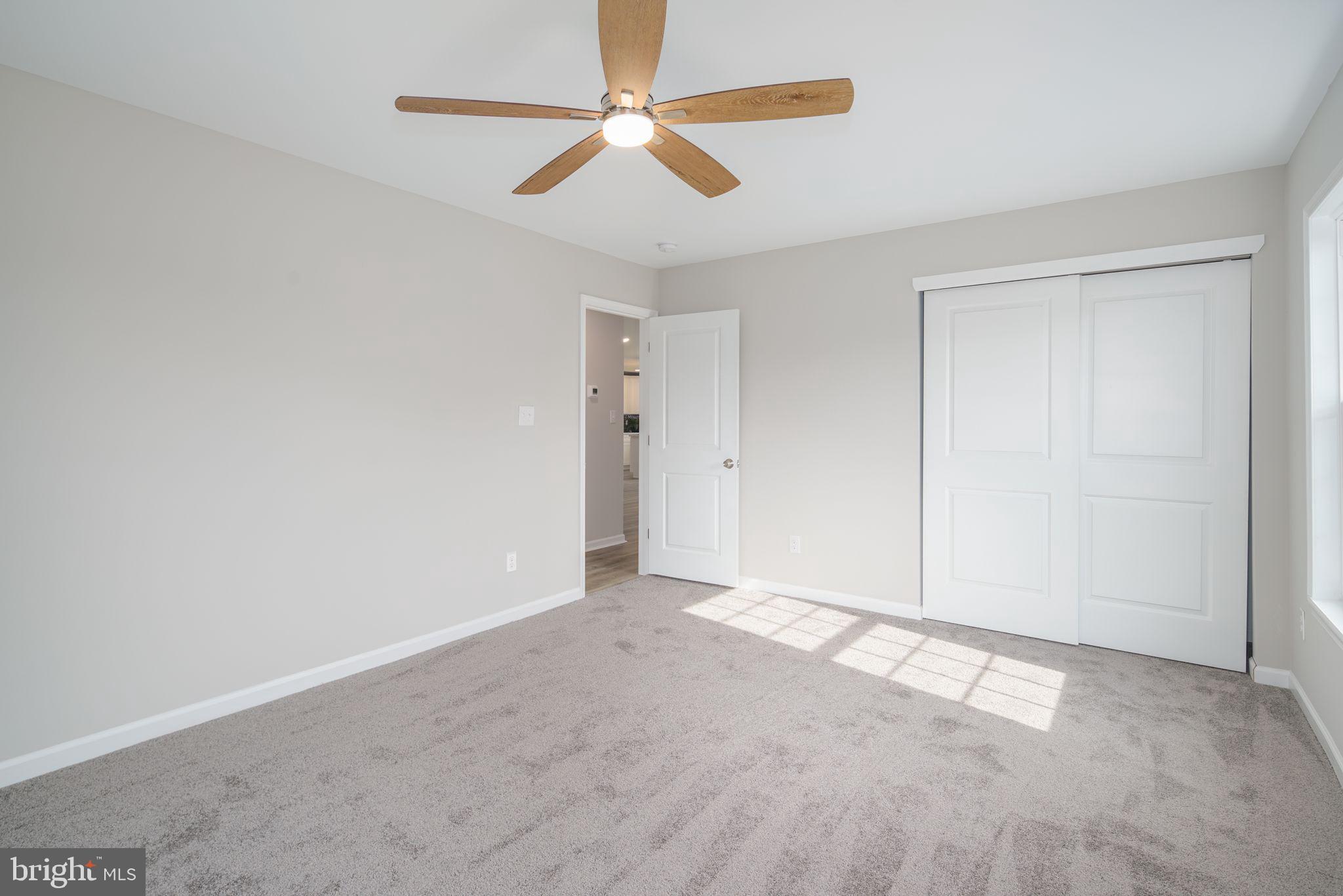 279 Willow Dr