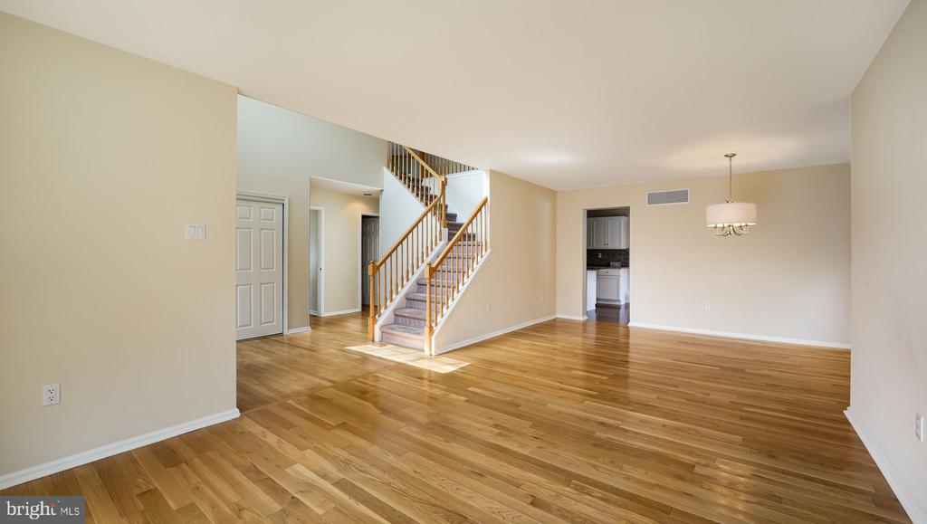 358 Deer Dr