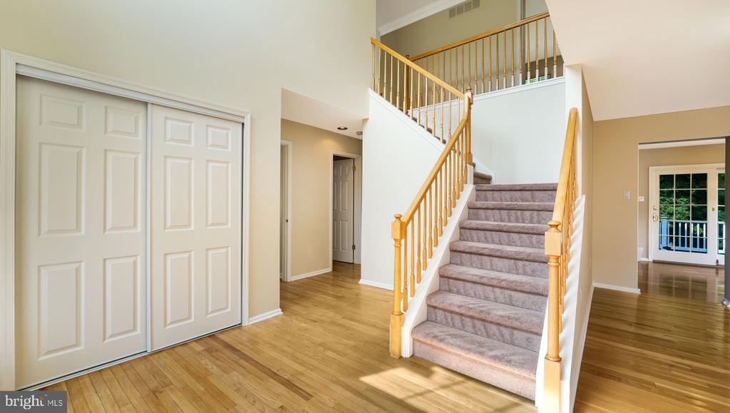 358 Deer Dr