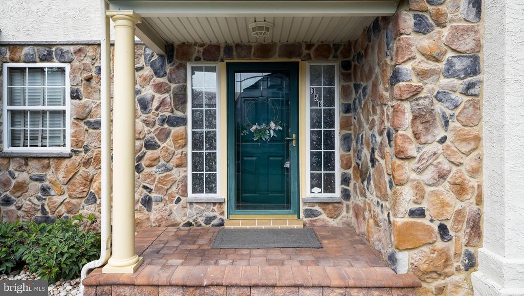 358 Deer Dr
