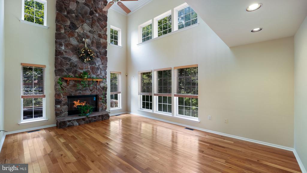 358 Deer Dr