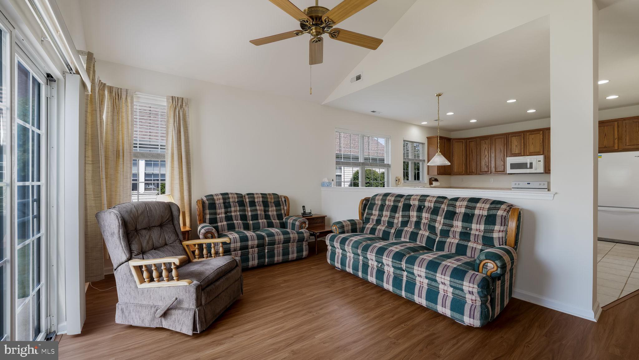 29 Tupelo Ln
