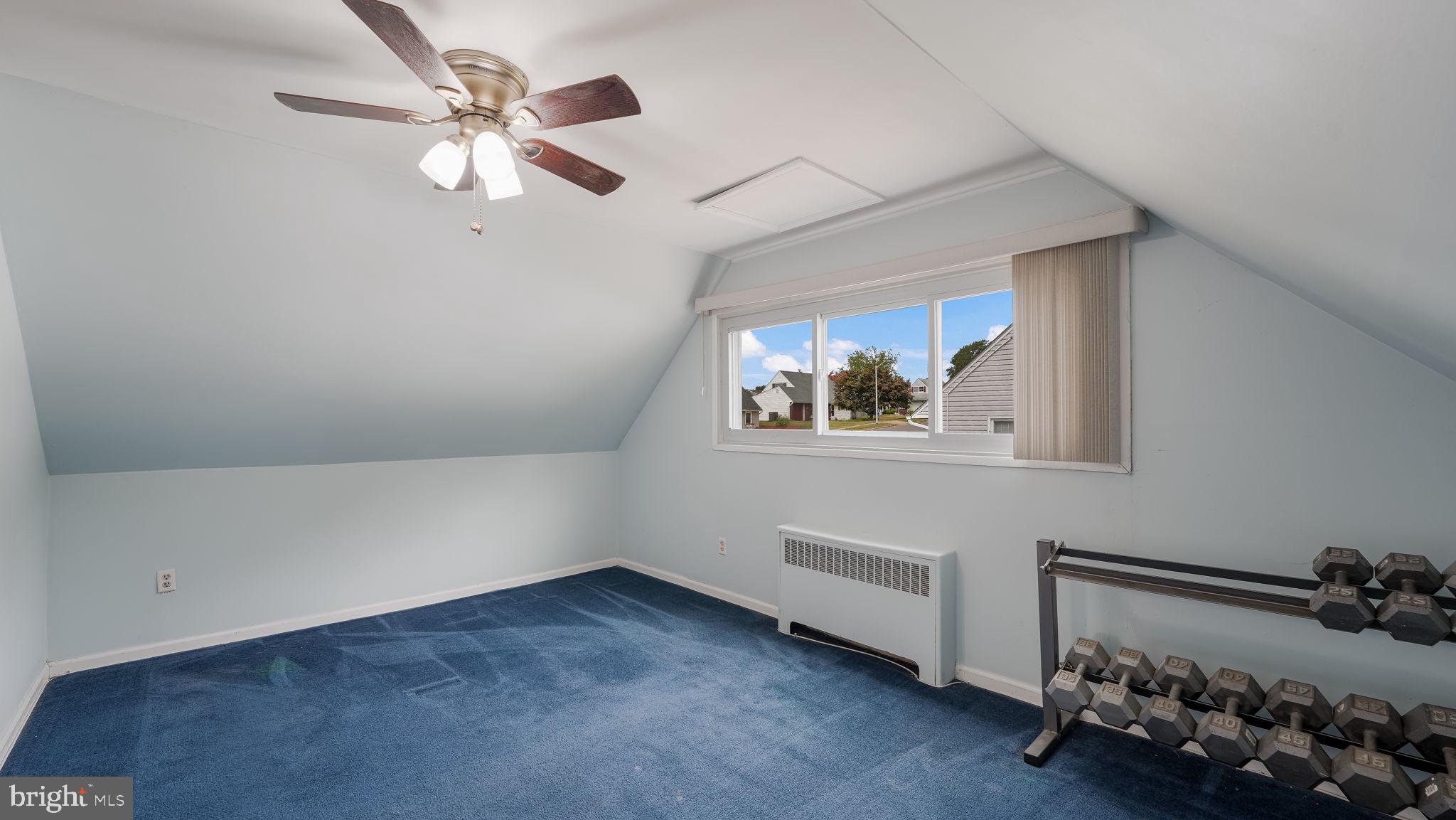 32 Towpath Rd