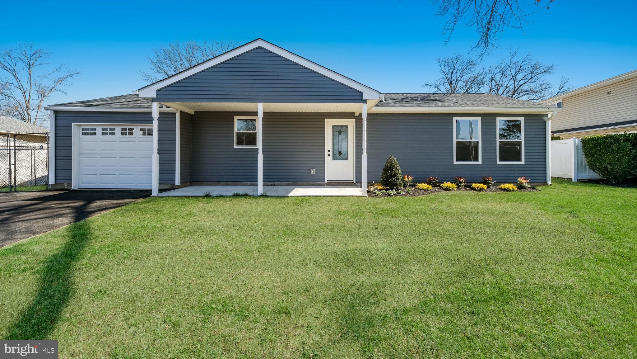 40 Tall Pine Ln