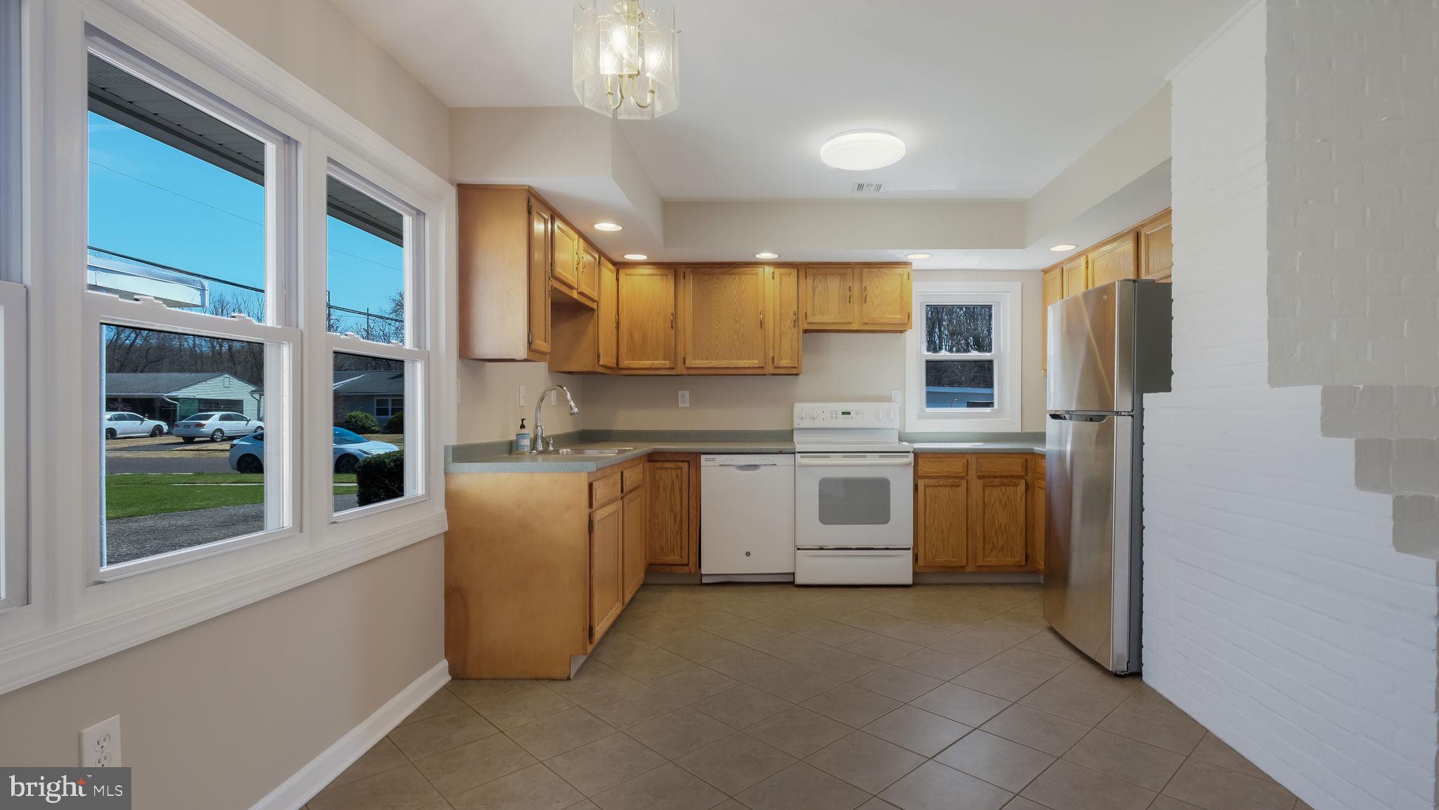 47 Yellowood Dr