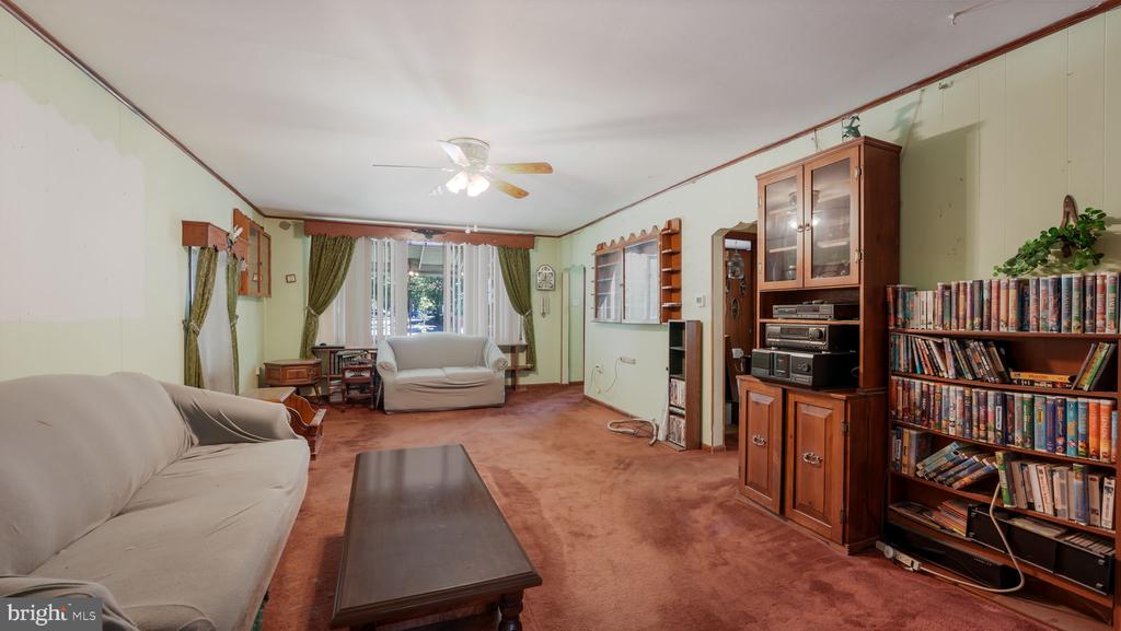 102 Bristol Oxford Valley Rd