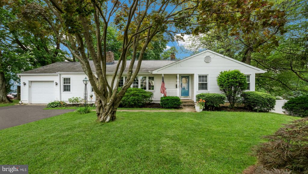 1226 Brownsville Rd