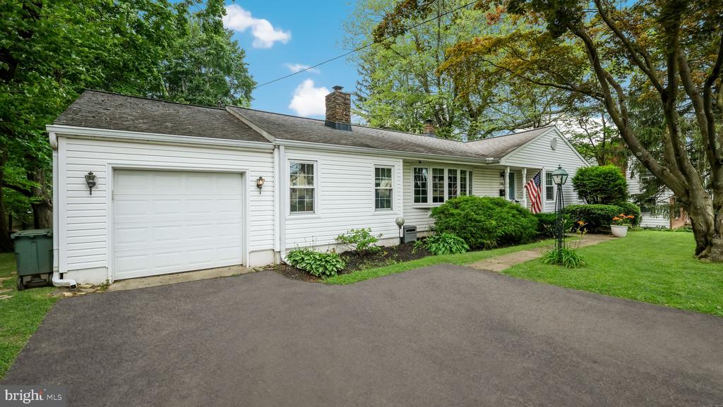 1226 Brownsville Rd