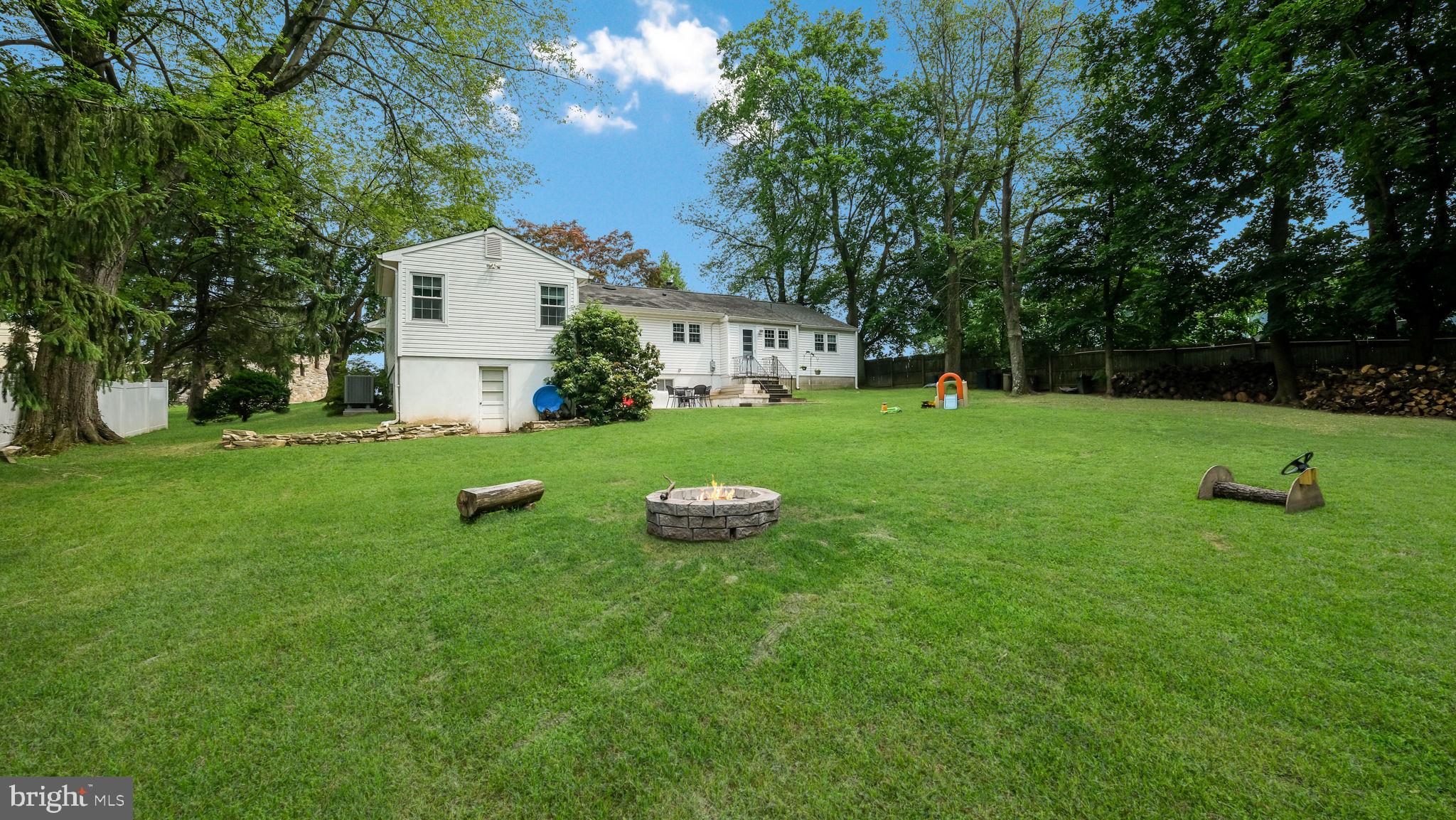 1226 Brownsville Rd