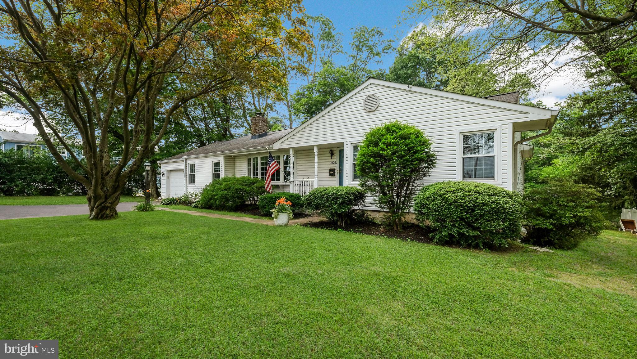 1226 Brownsville Rd