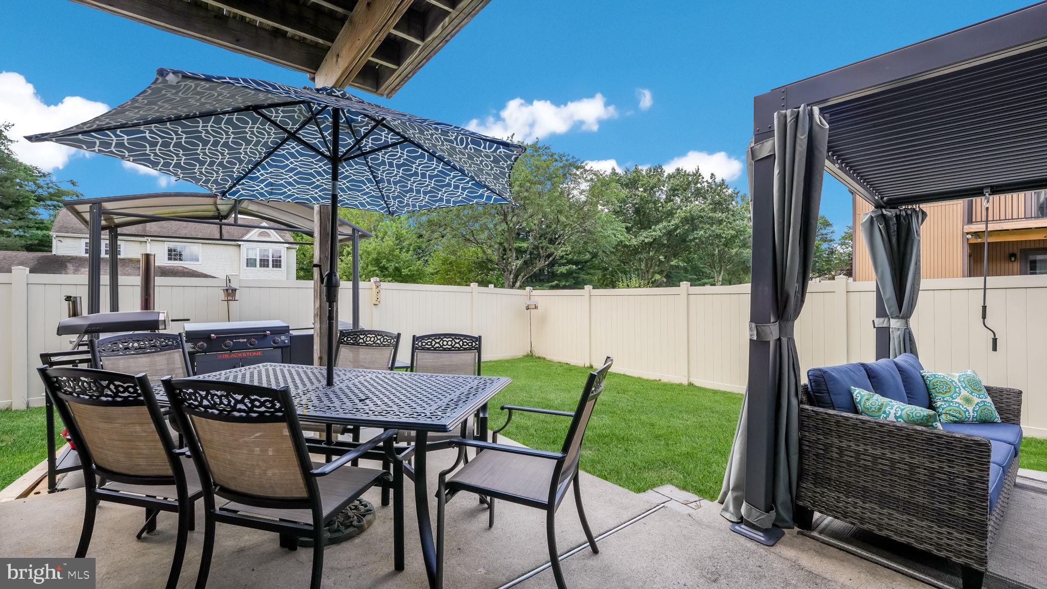 253 Clinton Ct