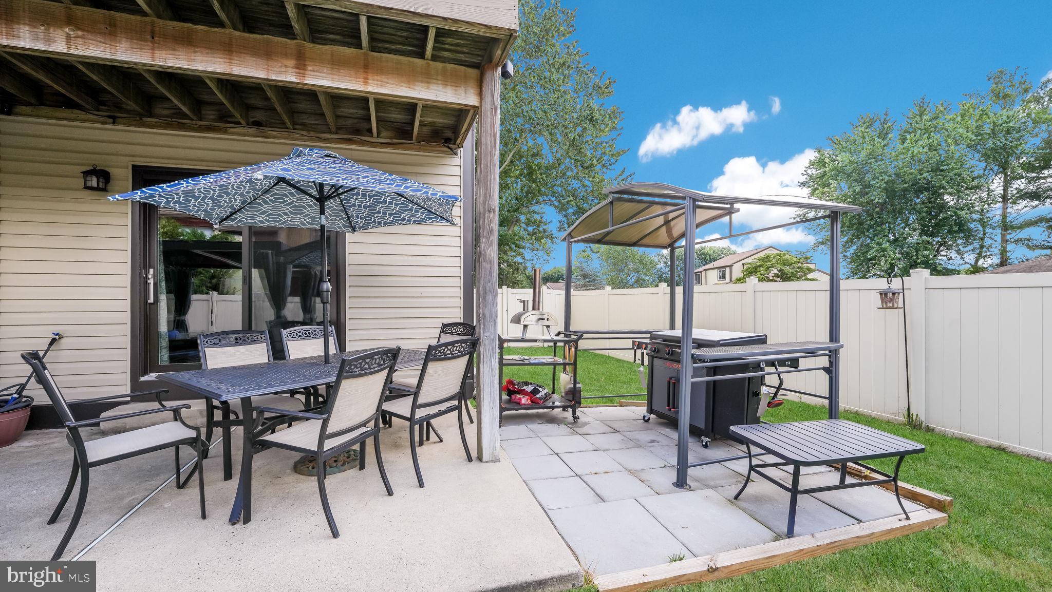 253 Clinton Ct