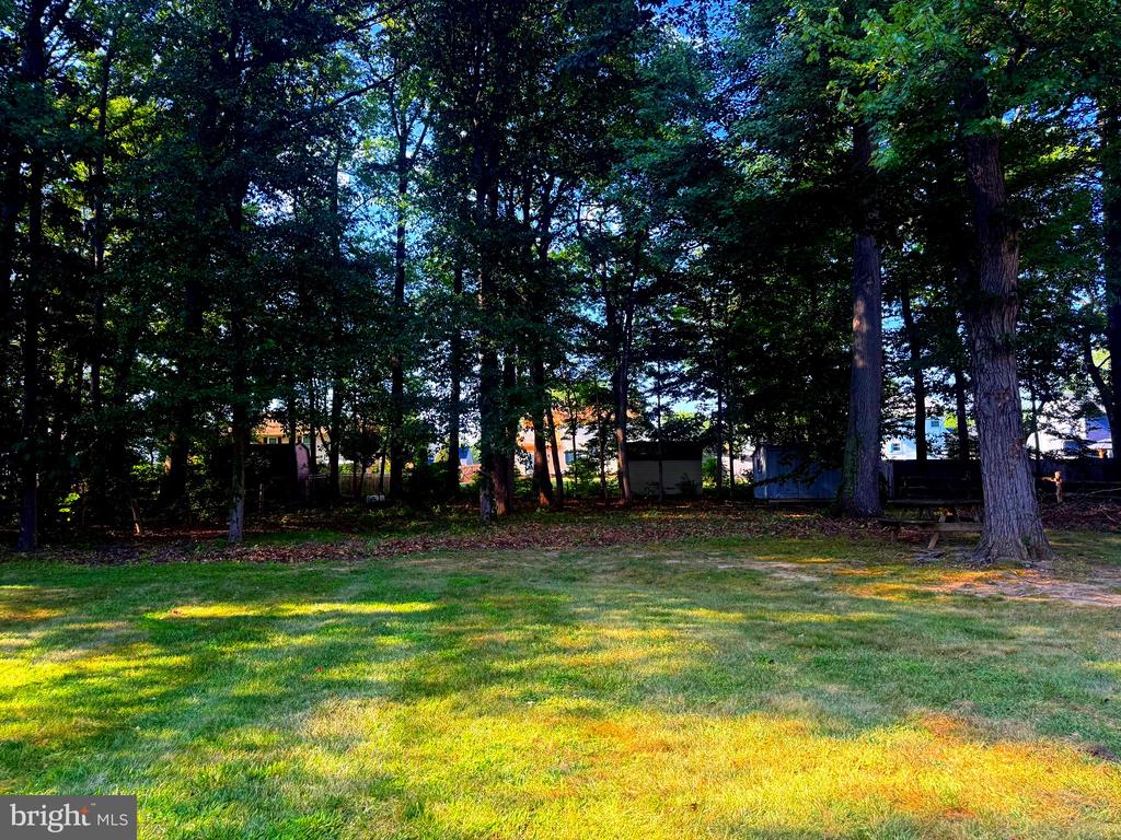 210 Emerald Dr