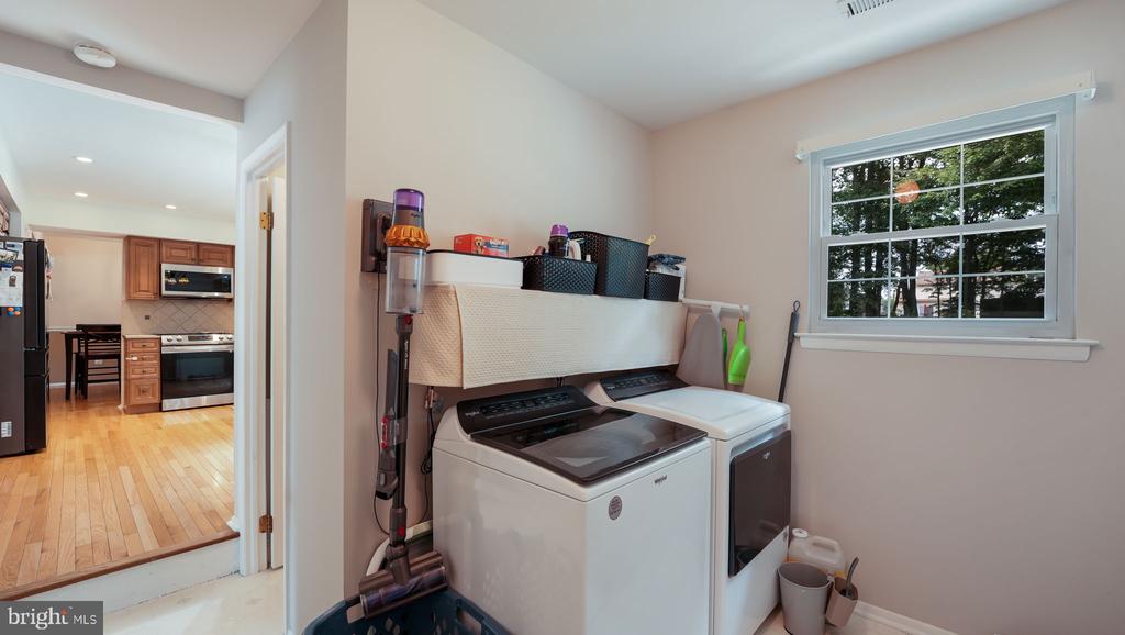 210 Emerald Dr