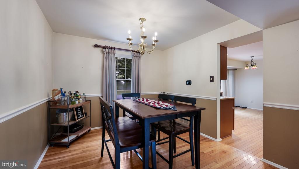 210 Emerald Dr