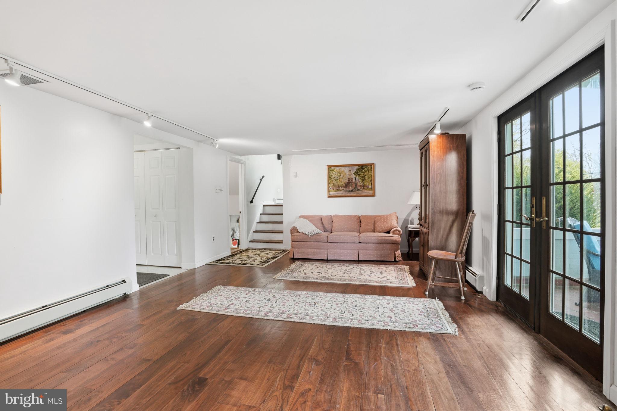 1240 ALMSHOUSE ROAD