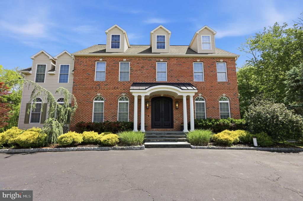 726 BRIDGETOWN PIKE