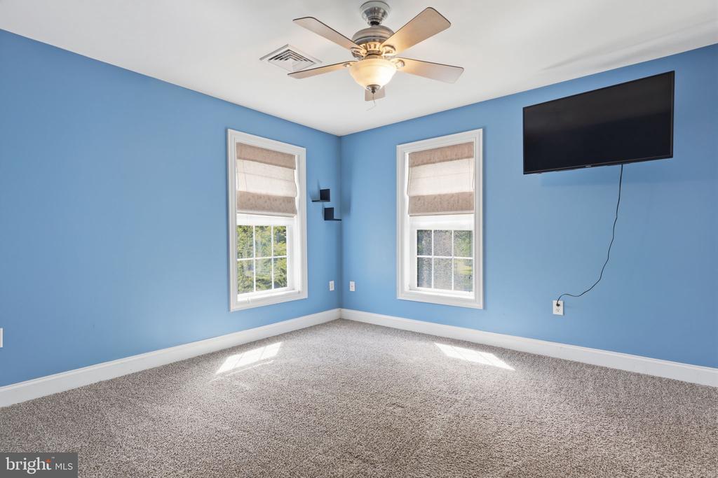 726 BRIDGETOWN PIKE