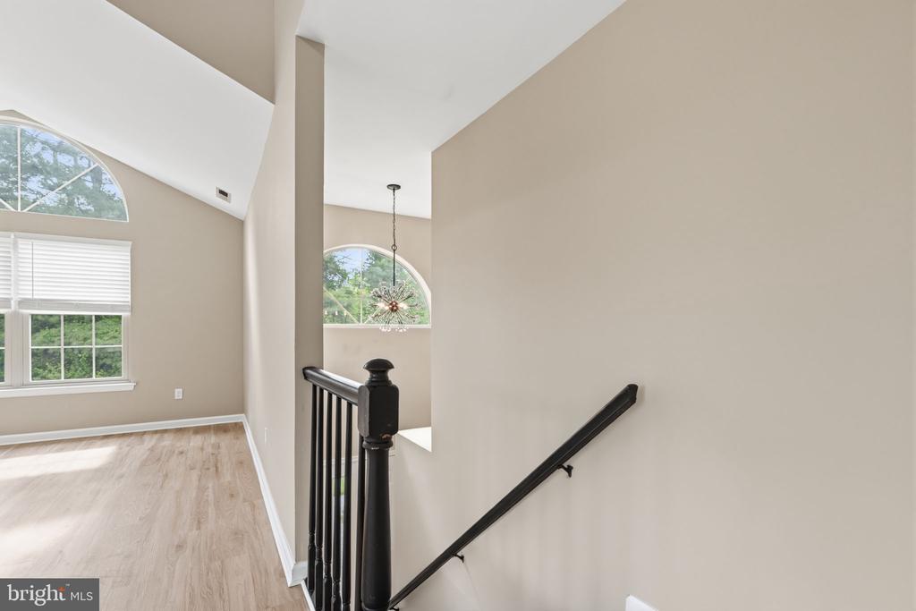 2104 BROOKHAVEN DRIVE 290