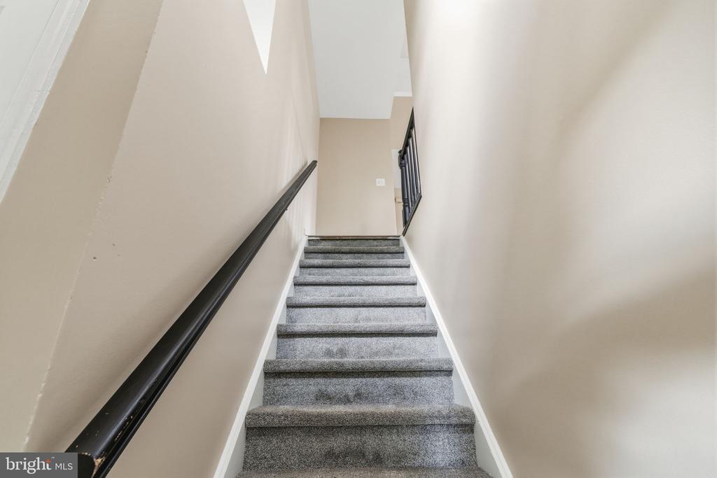 2104 BROOKHAVEN DRIVE 290