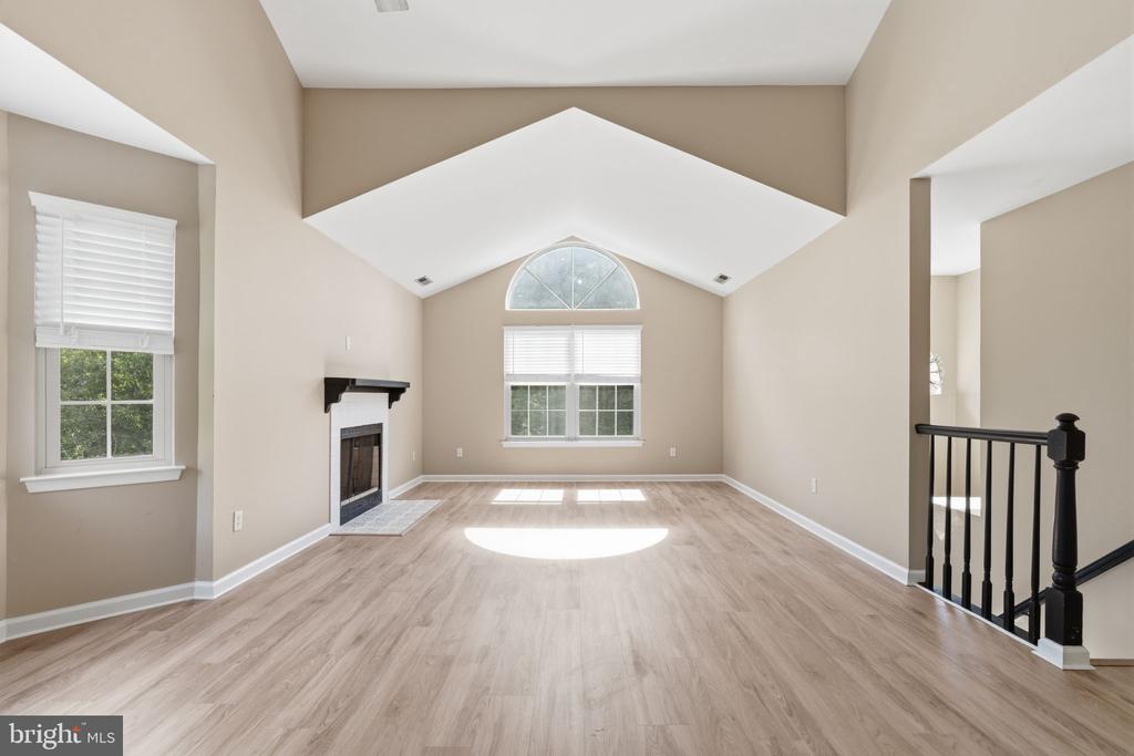 2104 BROOKHAVEN DRIVE 290