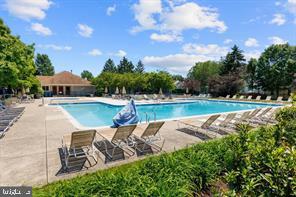 2104 BROOKHAVEN DRIVE 290