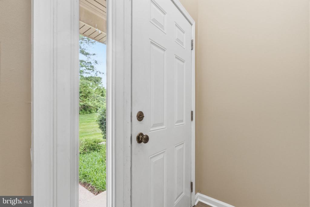 2104 BROOKHAVEN DRIVE 290