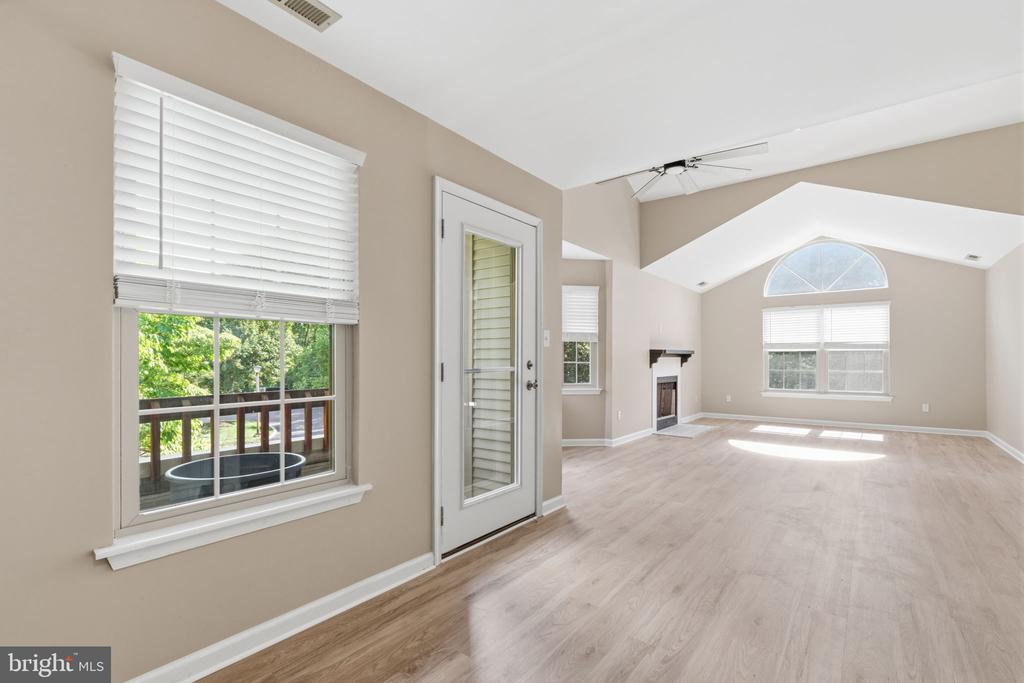 2104 BROOKHAVEN DRIVE 290