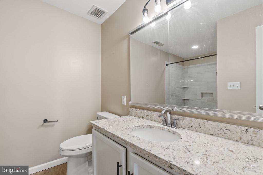 2104 BROOKHAVEN DRIVE 290