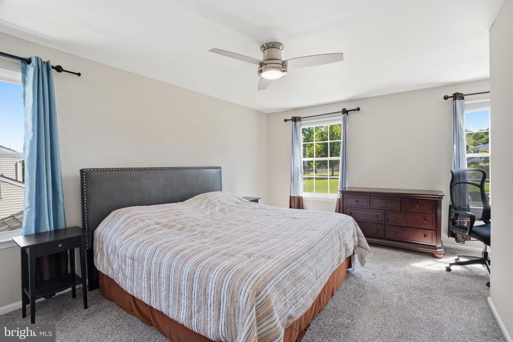381 ALBERTS WAY