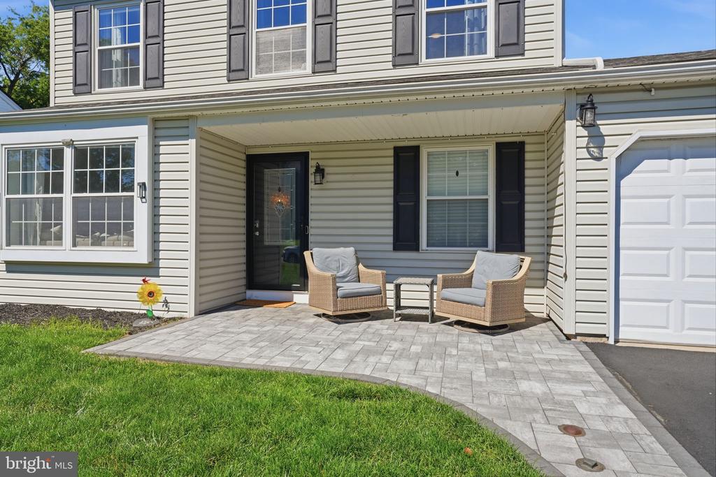 381 ALBERTS WAY