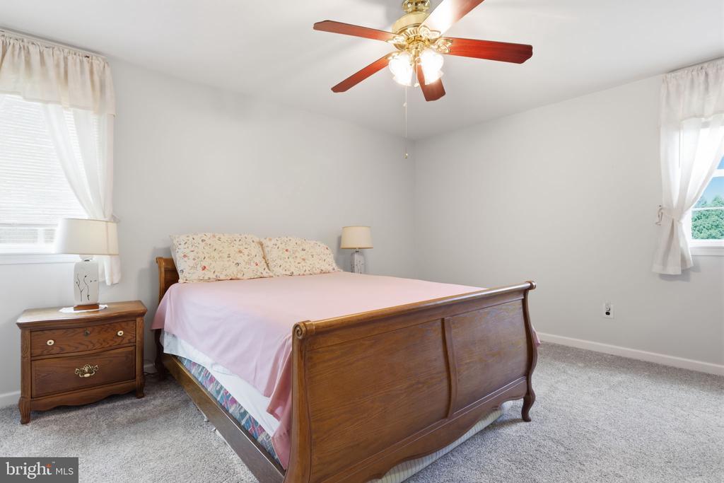 103 RALEIGH WAY