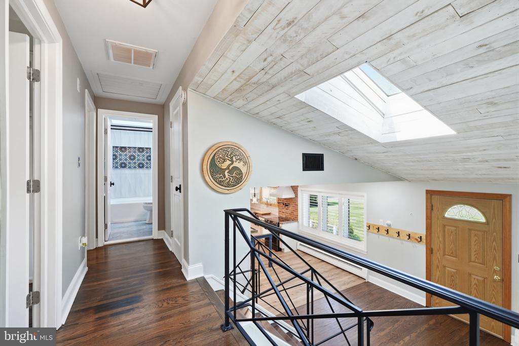 350 SUMMIT AVENUE