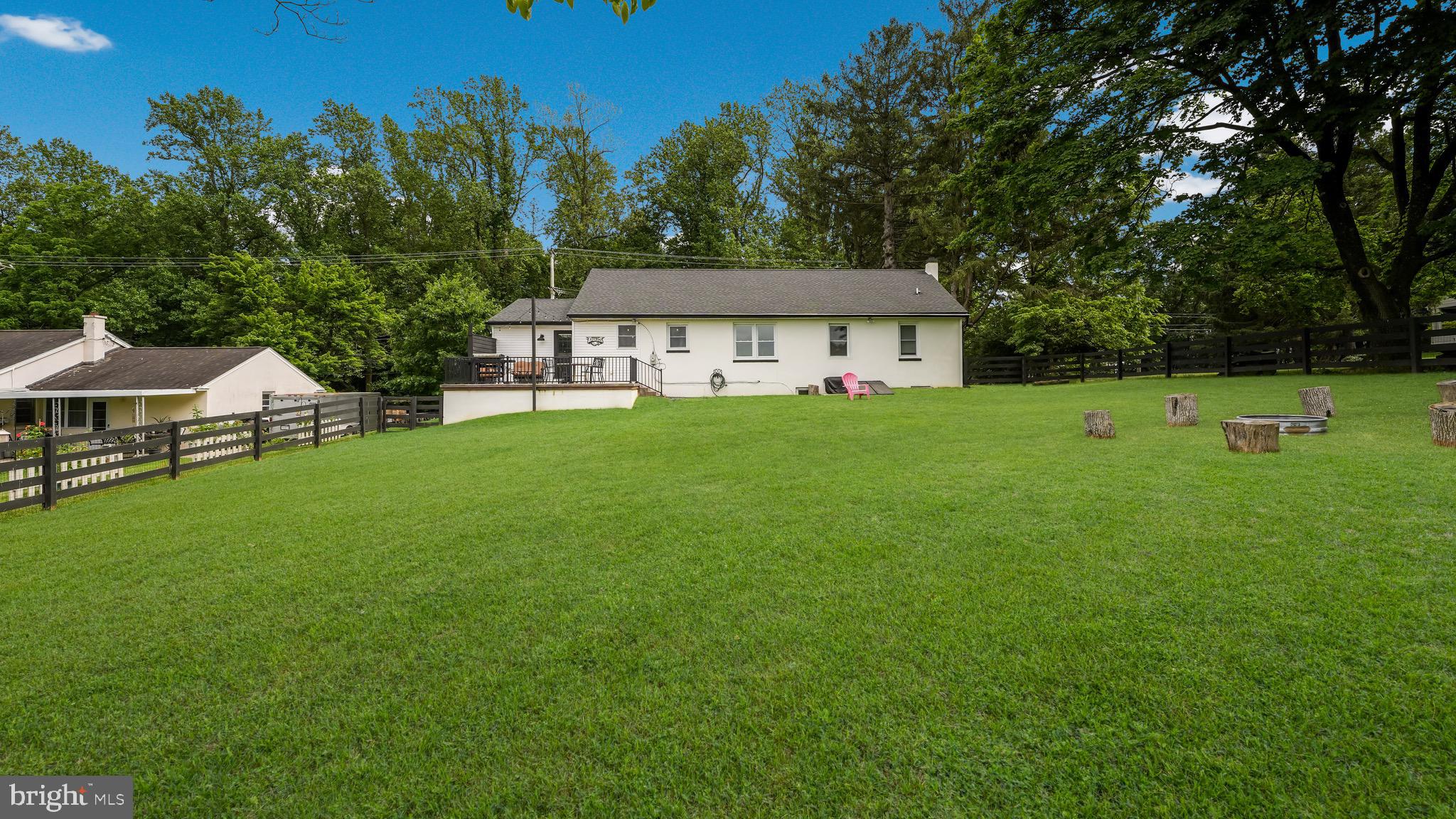 3105 E Kings Hwy