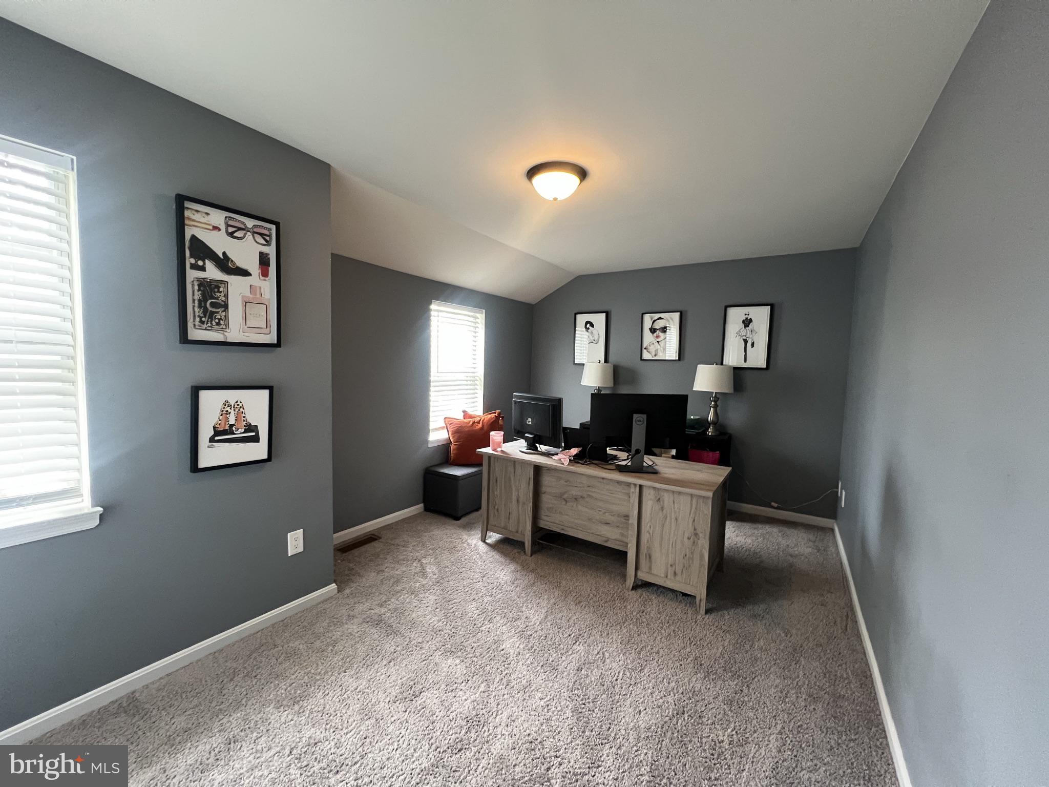 1335 CAMBRIDGE CT