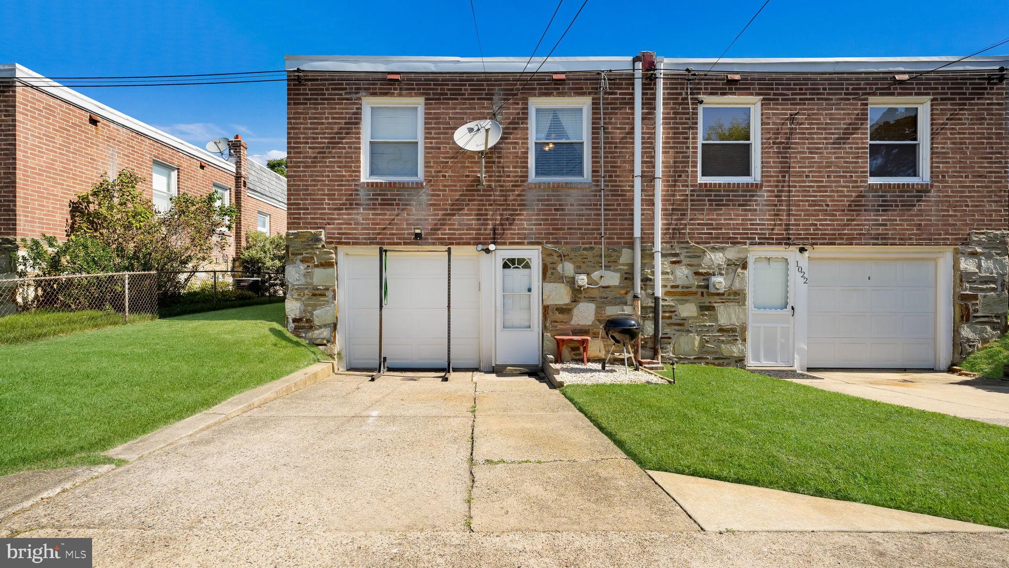 1020 Hartel Ave