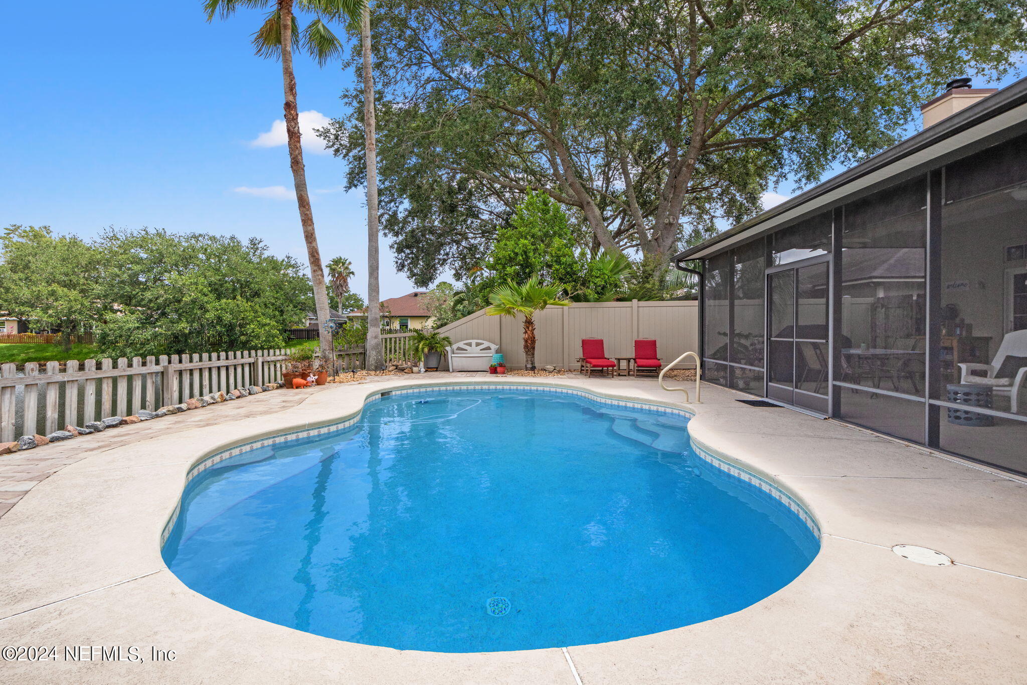 4652 FOREST GLEN Court