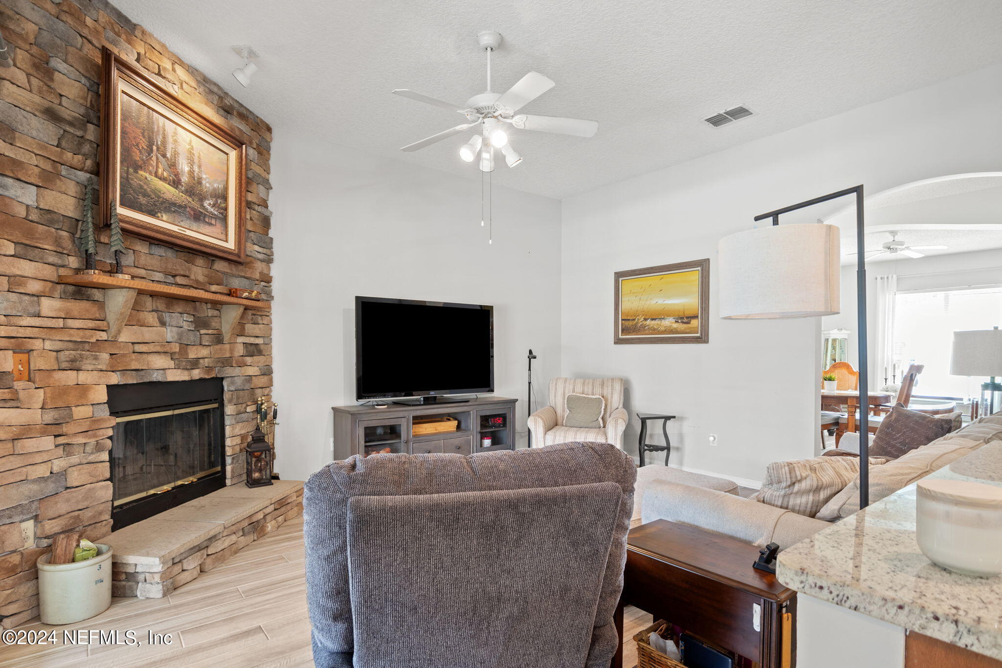 4652 FOREST GLEN Court
