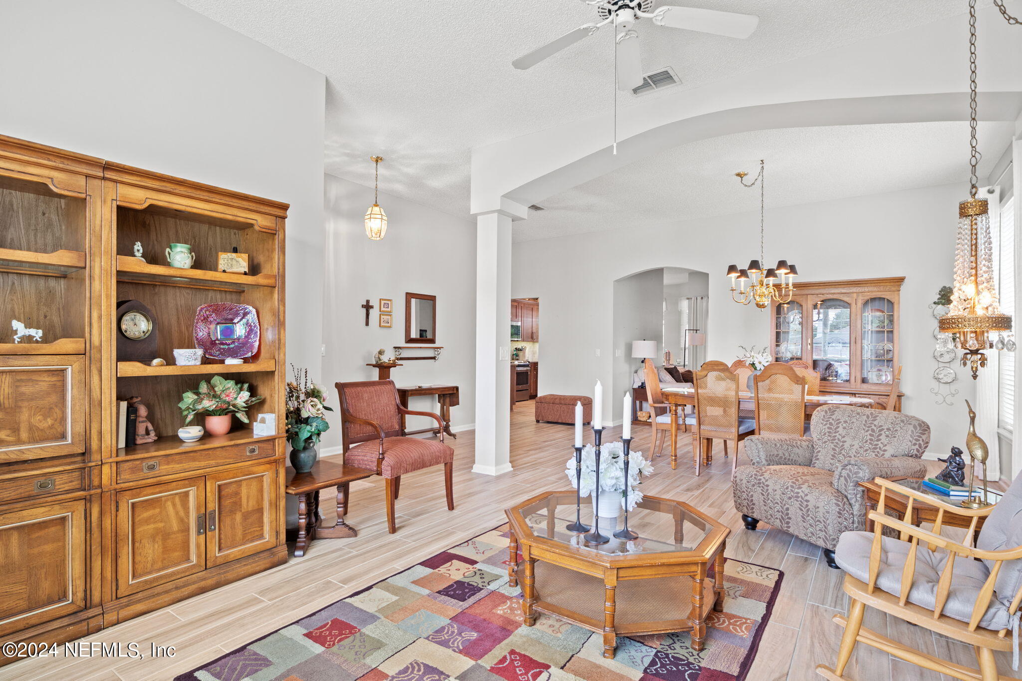 4652 FOREST GLEN Court