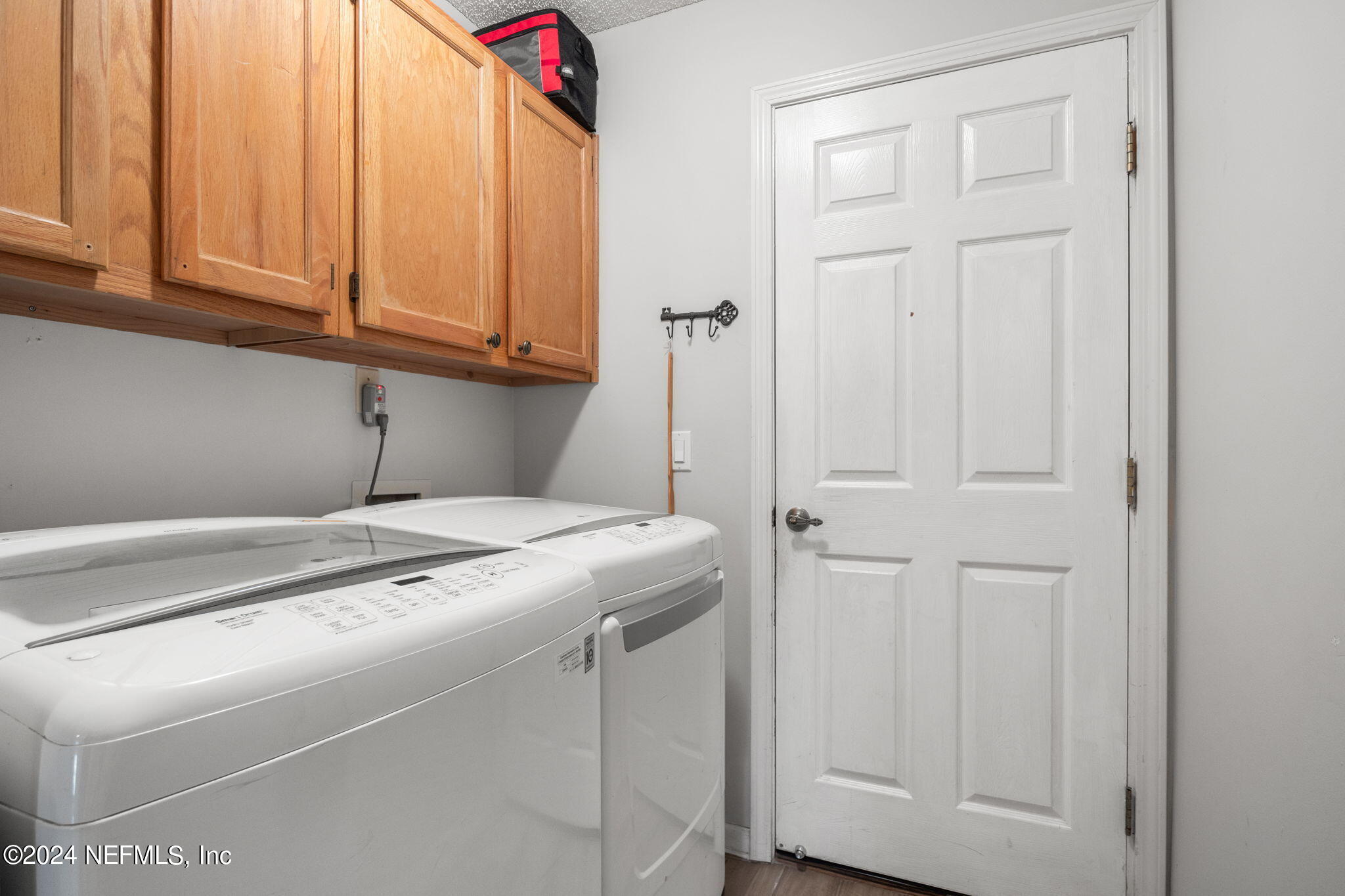 4652 FOREST GLEN Court