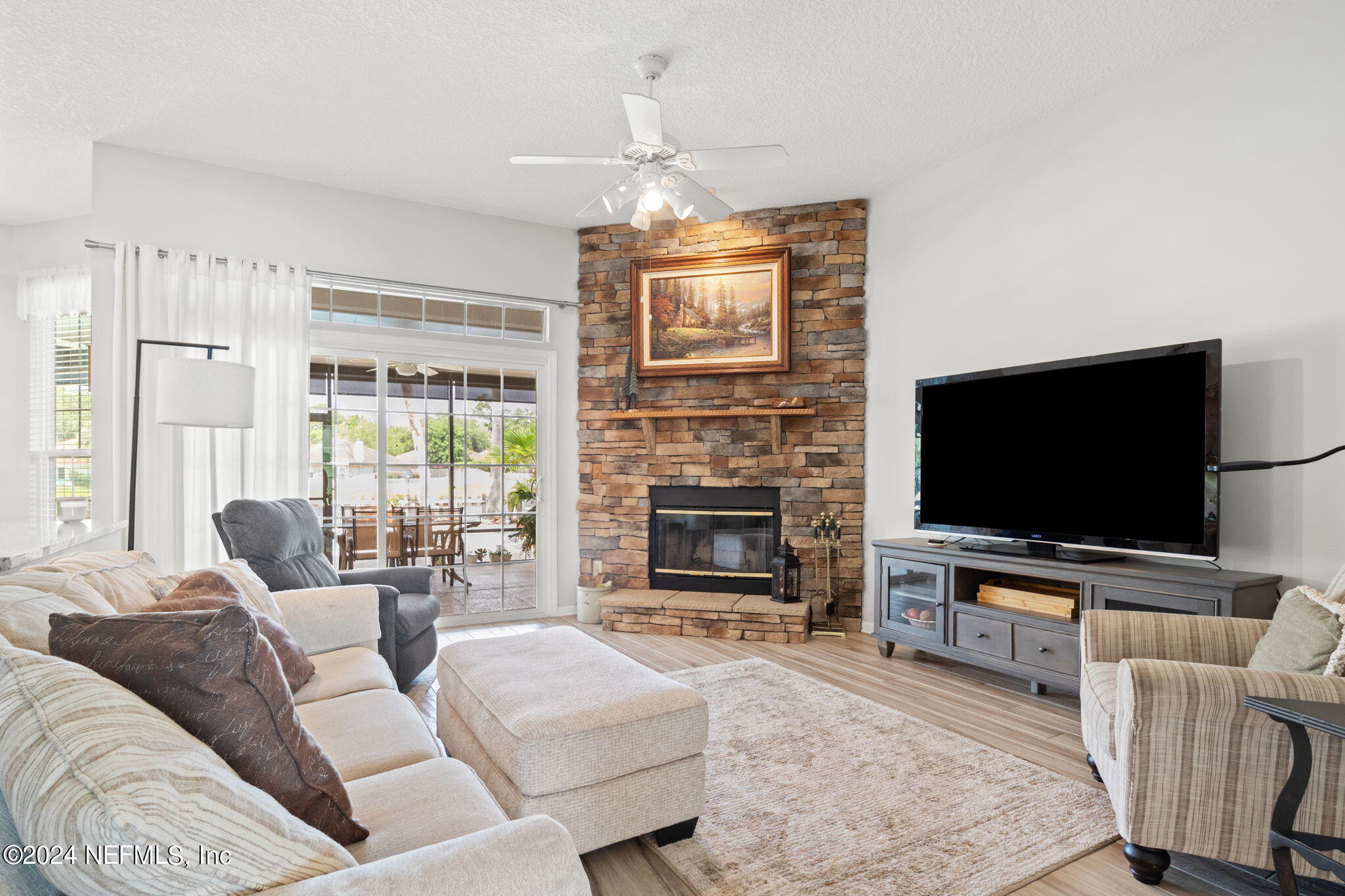 4652 FOREST GLEN Court