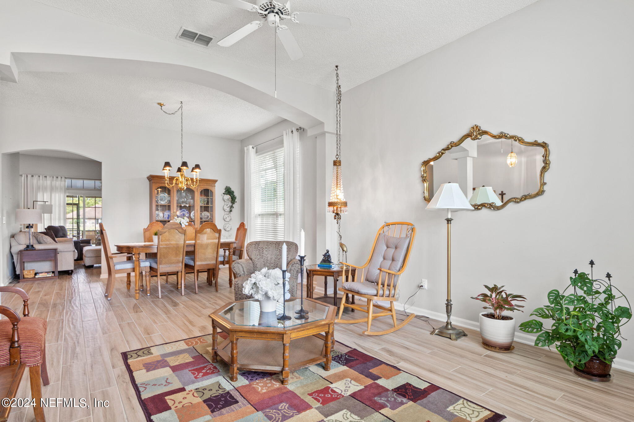 4652 FOREST GLEN Court