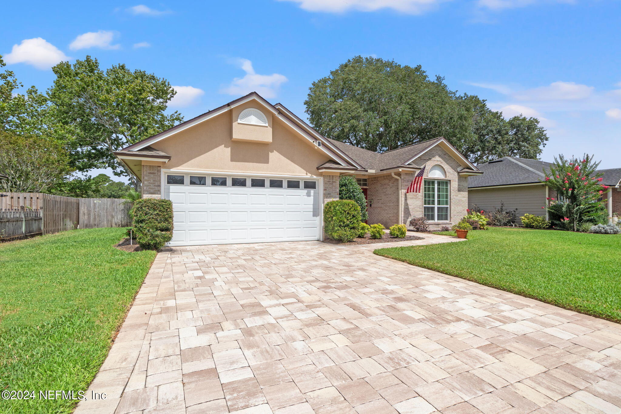 4652 FOREST GLEN Court
