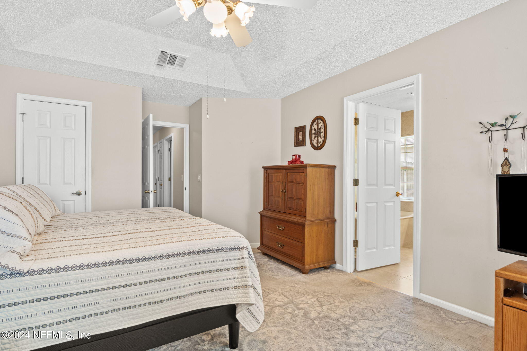 4652 FOREST GLEN Court