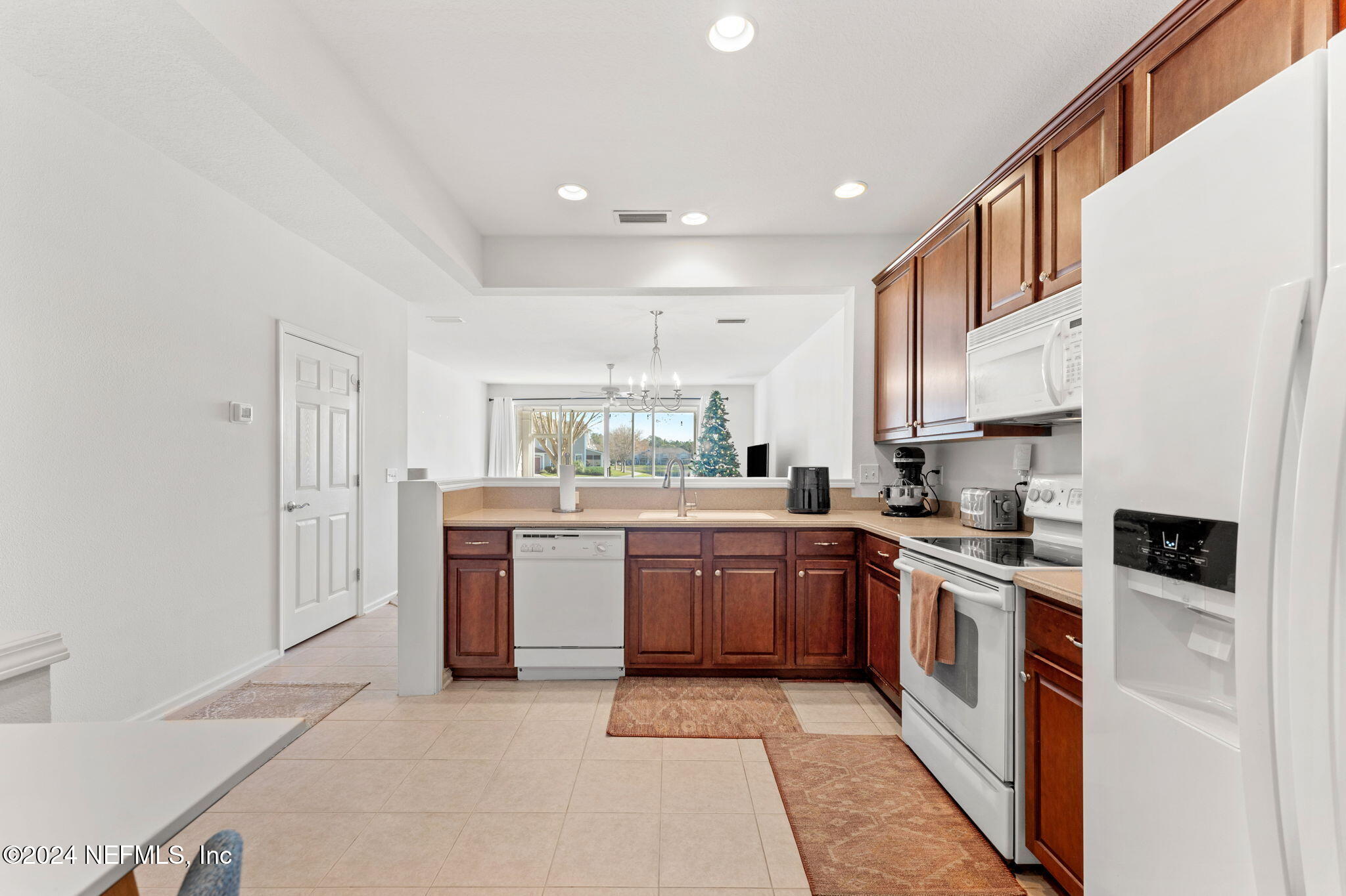 11416 CAMPFIELD