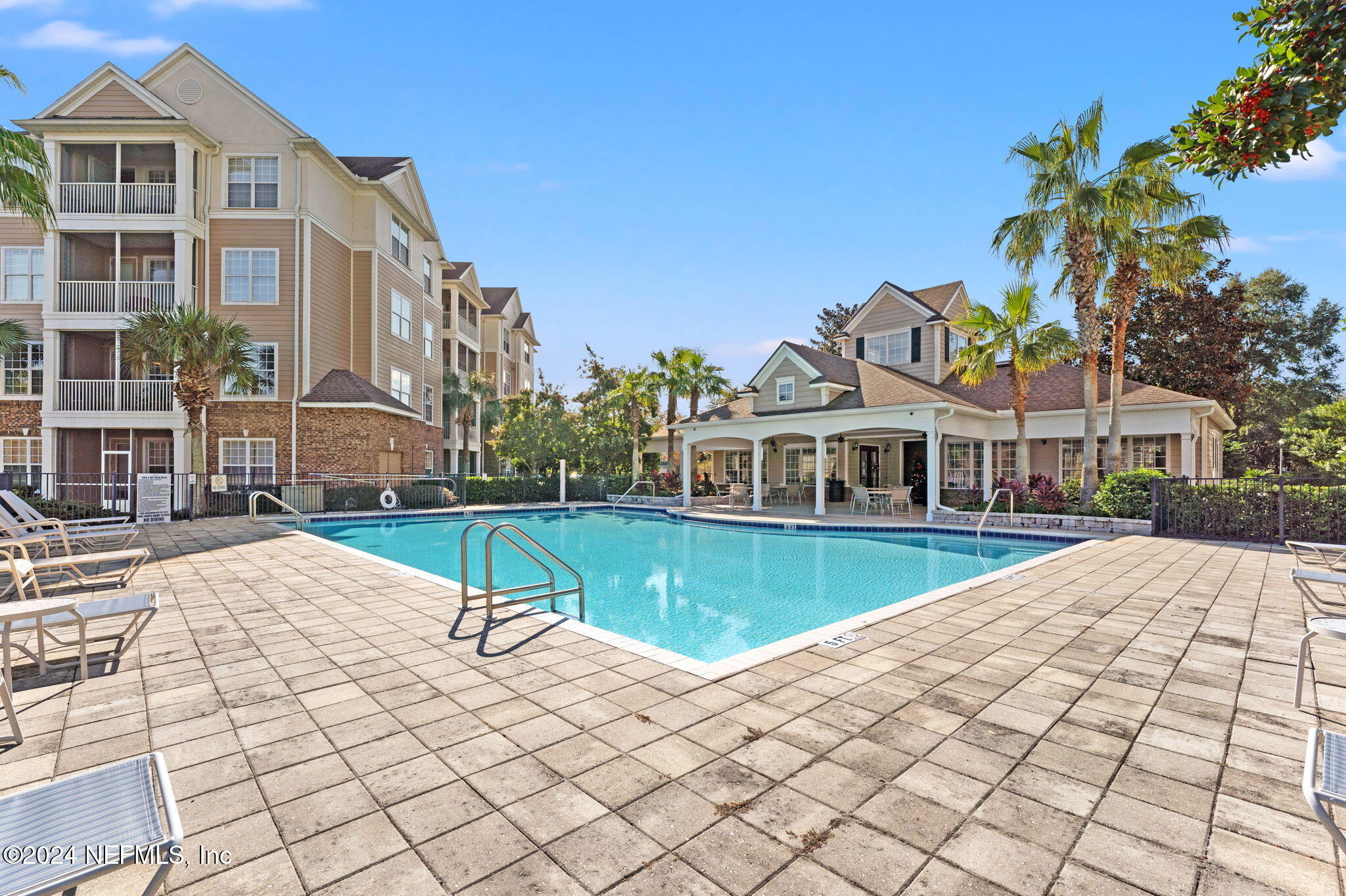 11416 CAMPFIELD