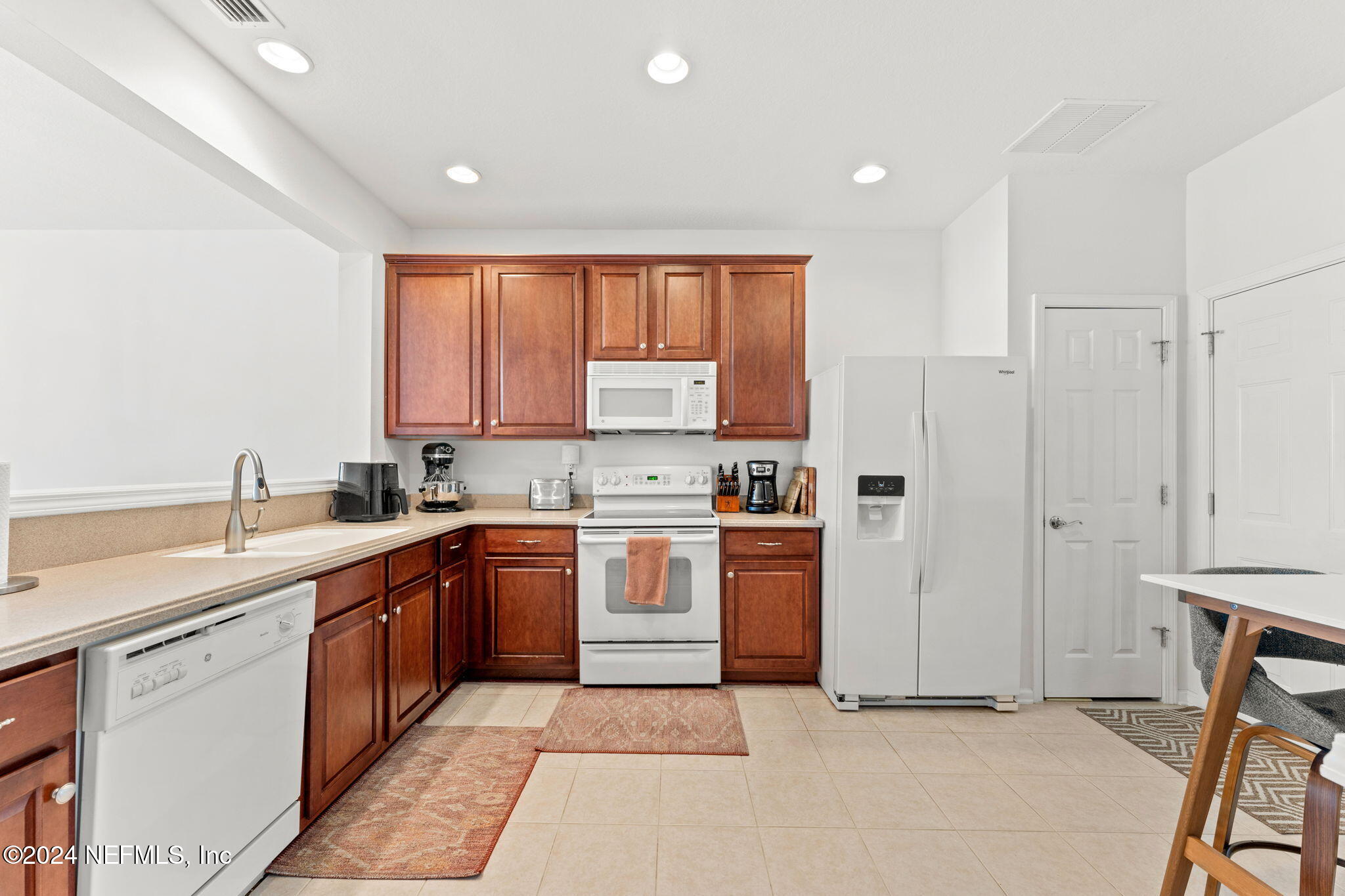 11416 CAMPFIELD